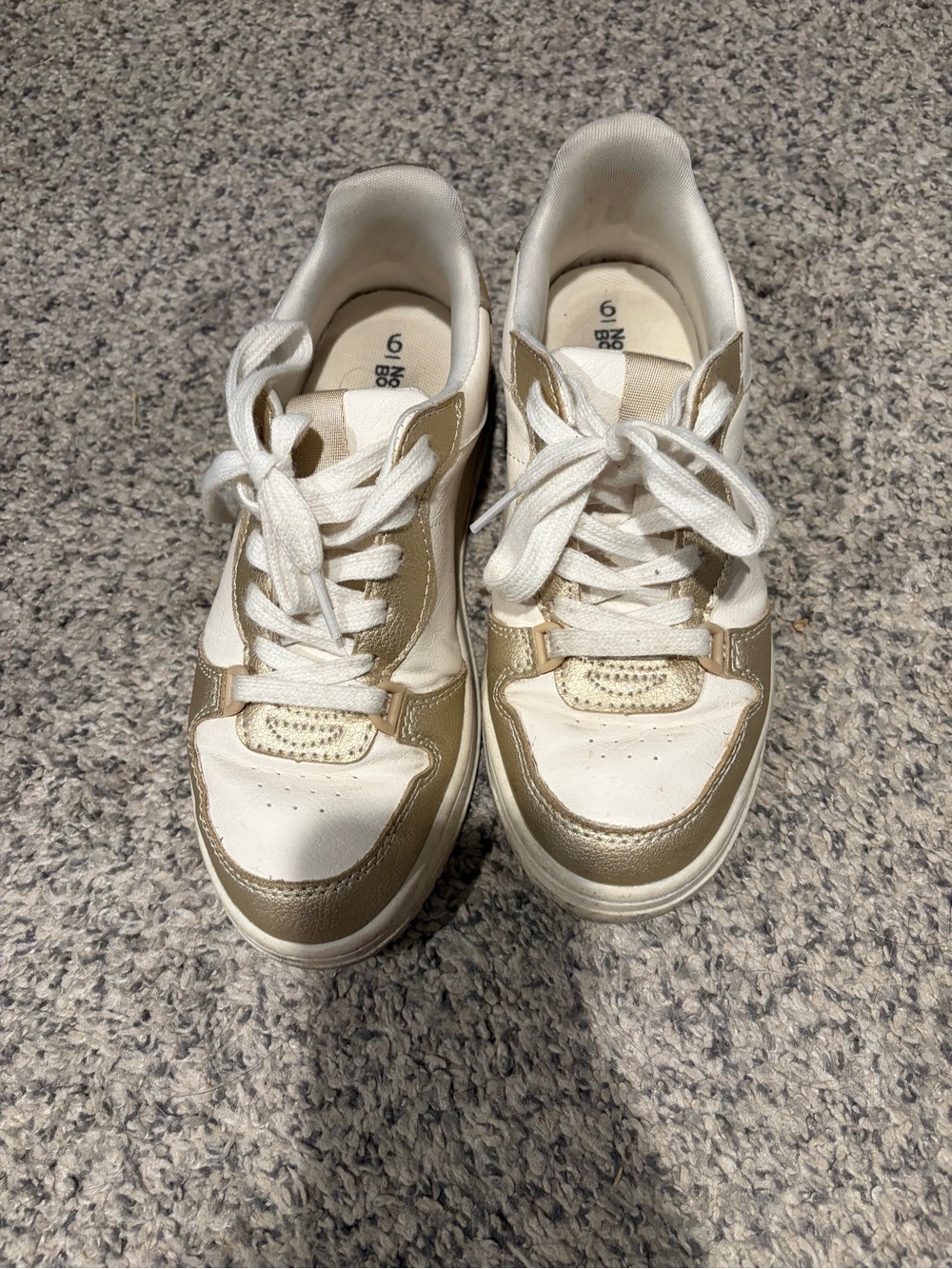 No Boundaries White and Gold Low-Top Lace-Up Sneakers
